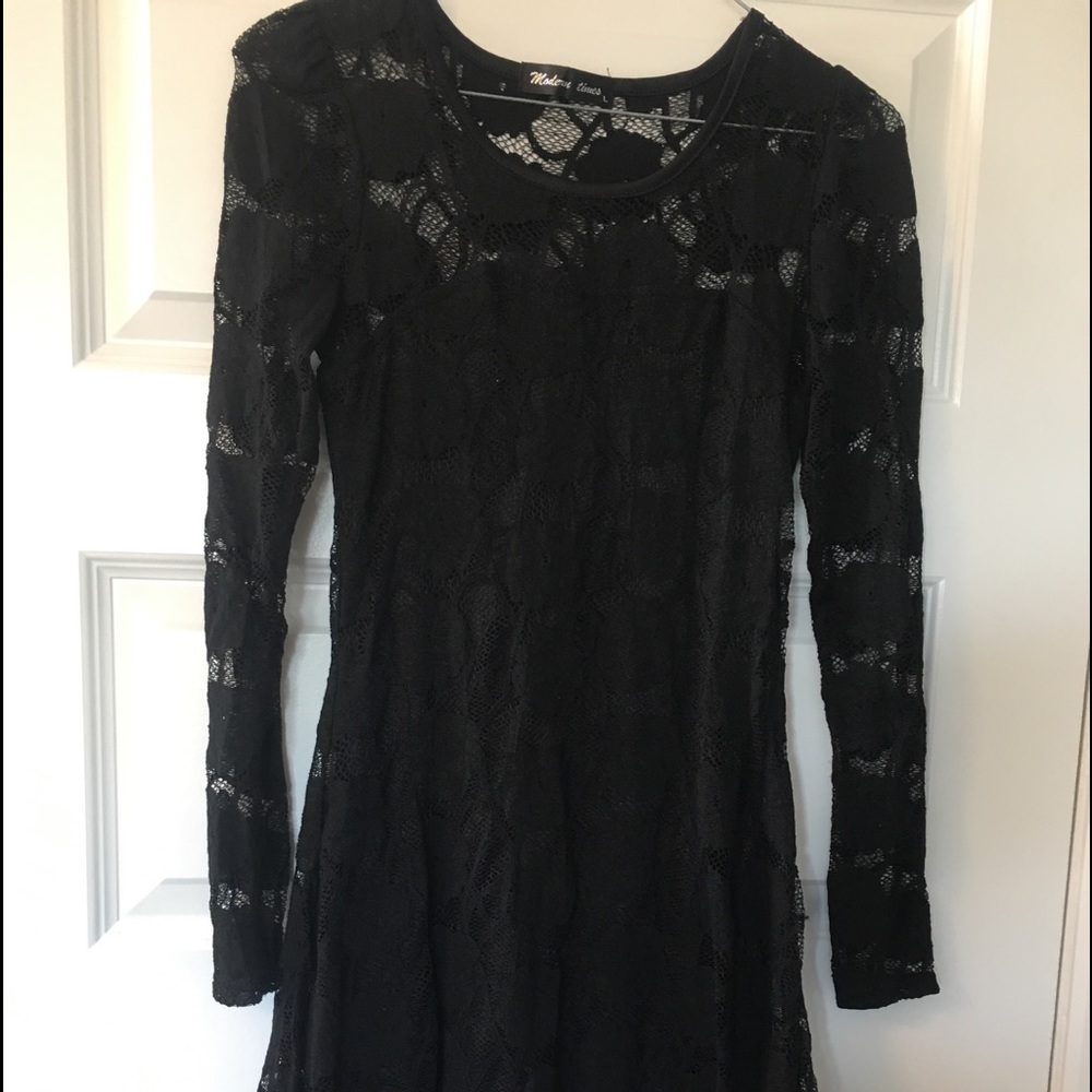 Lace dress